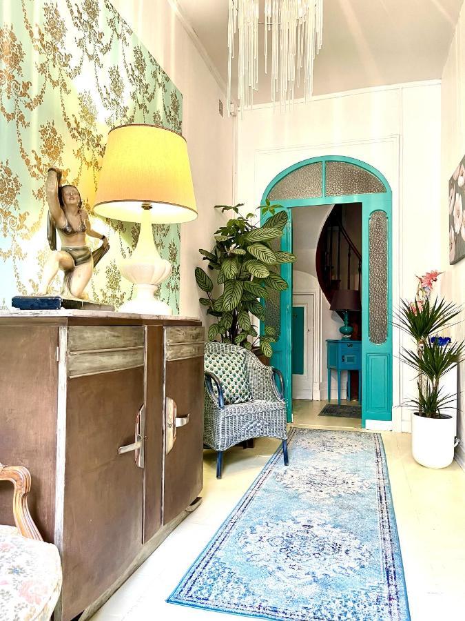 La Maison B - L'Auberge Autonome Au Charme Vintage 베르주라크 외부 사진