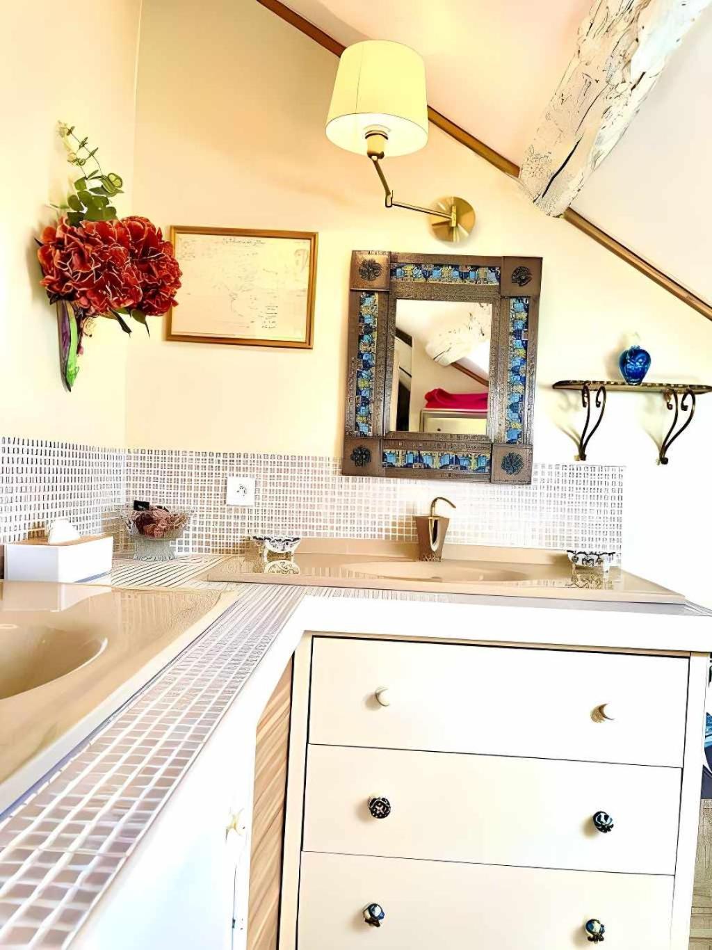 La Maison B - L'Auberge Autonome Au Charme Vintage 베르주라크 외부 사진